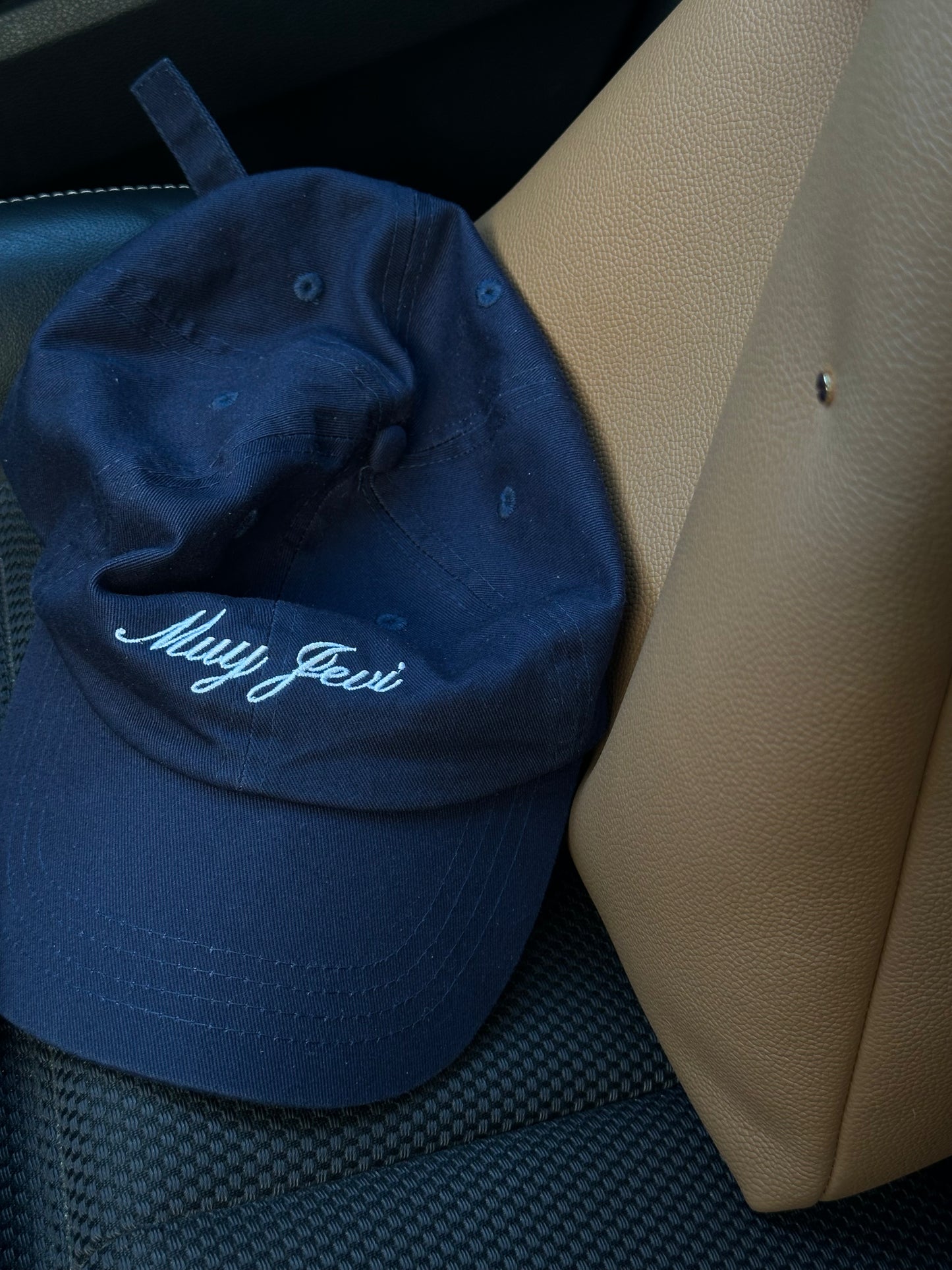 Gorra "Muy jevi"